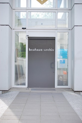 Eingangstür Bauhaus-Archiv Berlin, Museum für Gestaltung Archiv, Berlin, Tiergarten, Architektur, Sammlung, Bauhaus, Museum, Bauhausschule Berlin Pictures